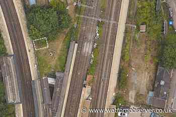 Bushey train station could be set for 25-metre 5G pole