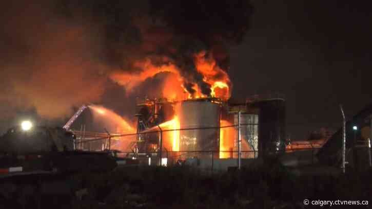No injuries reported in 2-alarm fire at Calgary asphalt plant