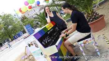 Auftakt: Es wird wieder musiziert auf Klavieren in der Stadt