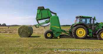 New John Deere 1 Series Round Balers are fast, efficient