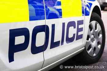 Teen threatened with knife during robbery of designer bag in park