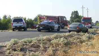 2 dead, including child, and 5 hospitalized following crash in Fresno County, CHP says