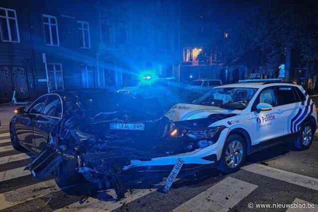 Vier combi’s vernield en twee agenten gewond bij waanzinnige achtervolging, bestuurder toch niet vrijgelaten na consternatie bij politiemensen