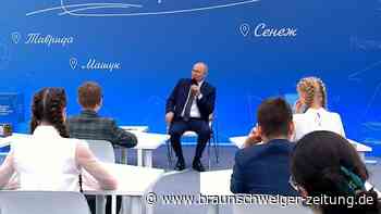 Putin zu Schulkindern: Russland ist unbesiegbar