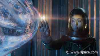 'Invasion' Season 2 will feature alien hunter-killers and an homage to 'The Abyss' water tentacle (exclusive)