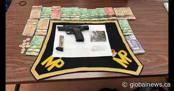 Cross Lake, Man., traffic stop leads RCMP to cocaine, cash, and loaded handgun
