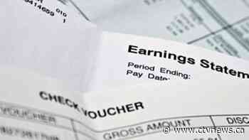 Almost half of Canadians living paycheque to paycheque, while support grows for Poilievre's Conservatives: poll