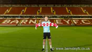 SAM COSGROVE SIGNS FOR THE REDS