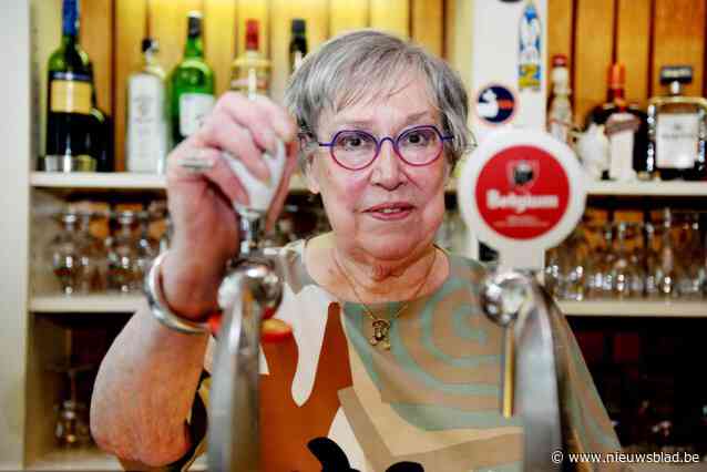 Chris (80) staat al 50 jaar achter de toog van een van de laatste bruine kroegen van Gent: “Hopelijk blijft de ziel van het café bewaard”