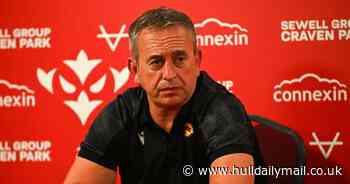 "Dead-set try" Steve McNamara bemoans Catalans Dragons' disallowed score in Hull KR defeat