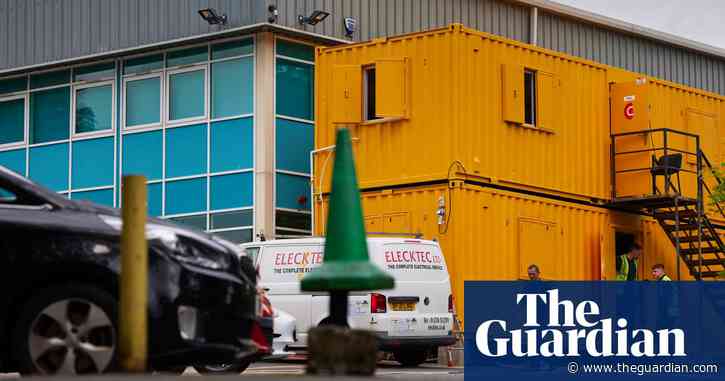 ‘An absolute nightmare’: teachers and parents shocked by concrete closures in England’s schools