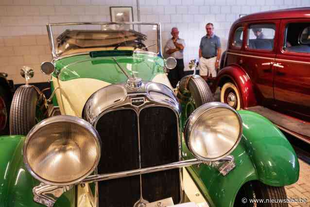 Oldtimerliefhebbers vergapen zich op kijkmoment van unieke collectie die geveild wordt: “Ik heb nog nooit zo’n grote verzameling gezien”