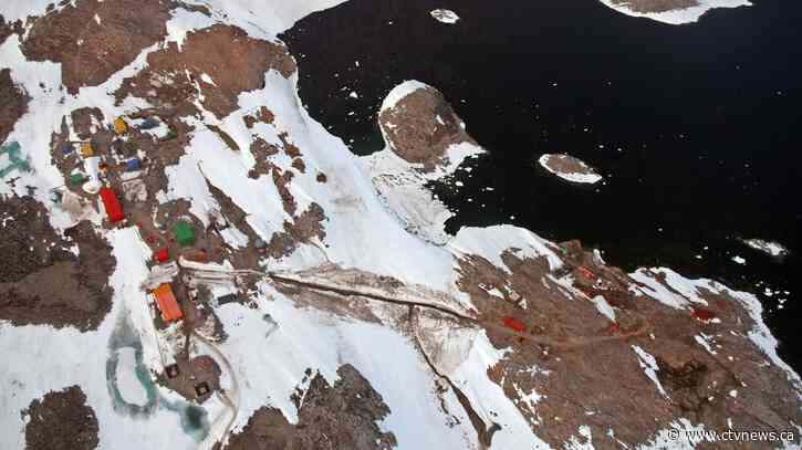 Australian icebreaker heads to Antarctic station to rescue expeditioner suffering medical condition