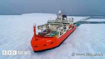 Australia launches mission to rescue Antarctic researcher