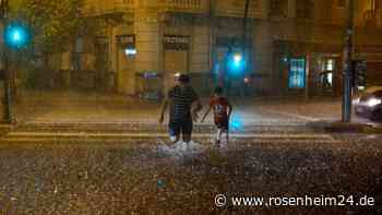 Ausgehverbot wegen Unwetter in Spanien - zwei Tote