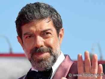 "Stanco del cliché dell'italiano". Favino torna sulla polemica contro il cinema internazionale