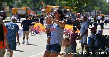 'Fantastic': Buffalo Grove Days Parade returns to rave reviews