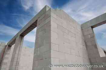 Herts council officials urged to survey up to 100 schools