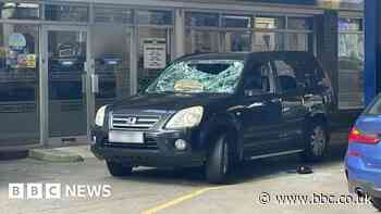 Bristol: Motorcyclist gang smashes car windscreen with concrete slab