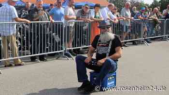 „Un-Seriös“: Warum ein Mann auf einem motorisierten Biertragerl durch Bad Aibling düst