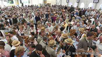 Ochsen schätzen, pflügen und Co.: Das war am Keferloher Montag sonst noch geboten