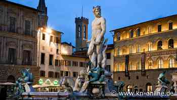 Italien, Florenz: Deutscher Tourist beschädigt Neptunbrunnen beim Posieren für Fotos