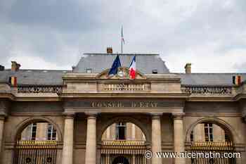 Interdiction de l'abaya à l'école: le Conseil d'Etat examine en urgence une requête contre son interdiction, ce mardi
