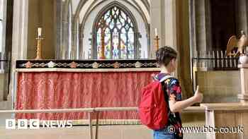Sheffield Cathedral invites pupils to schoolbag blessing service