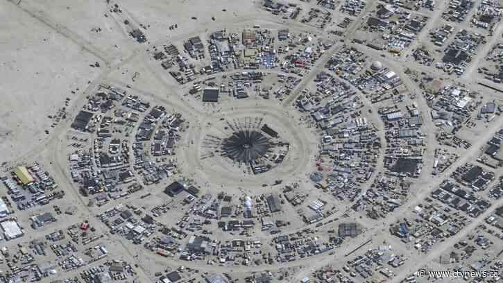 Burning Man revellers begin exodus after flooding left tens of thousands stranded in Nevada desert