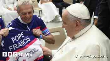 Pope Francis presented with cycle jersey by charity riders