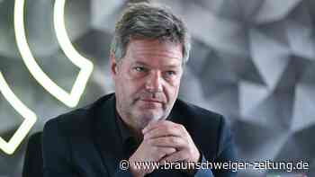 IAA: Habeck fordert mehr Investitionen von der Autoindustrie