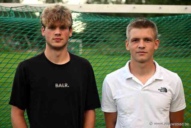 Nathan Caerts (18) mag voor het eerst invallen bij de grote jongens en scoort op halfuur meteen hattrick voor Wezemaal: “Extra leuk om het samen met mijn broer te kunnen vieren”
