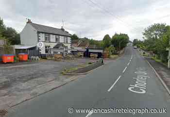 Driver robbed at knifepoint by two men in Clayton-le-Woods