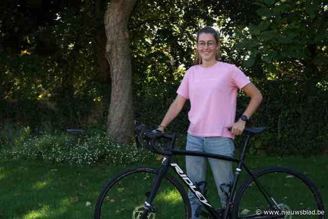 Astrid (23) sport 720 kilometer in strijd tegen Alzheimer: “Als mammie zou beseffen wat er voor haar gedaan wordt, zou ze ongelooflijk trots zijn”
