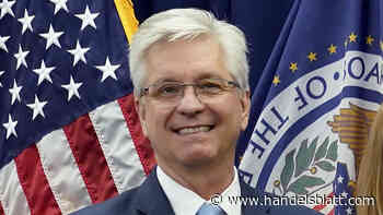 Geldpolitik: US-Währungshüter Waller deutet Zinspause an – Regionalbezirkschefin widerspricht