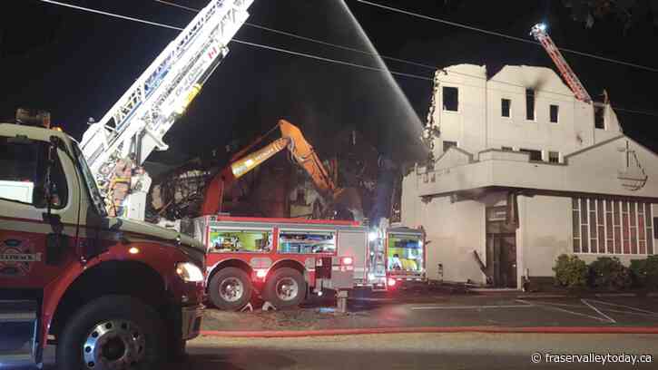 Chilliwack Fire Dept. says fire at Cross Connection Church is under investigation