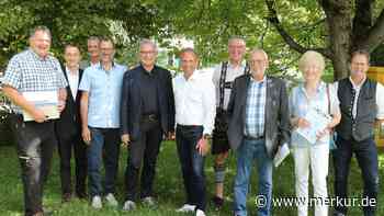 Kommt ein Klärwerkverbund im Raum Murnau? Minister Glauber informiert sich vor Ort