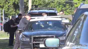 35-year-old man at centre of police standoff in Penetanguishene dies in hospital