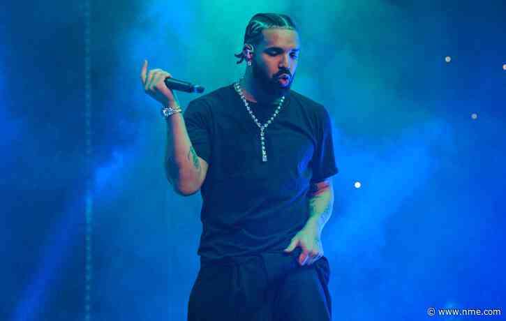 Drake gifts a fan $50,000 at his Las Vegas concert