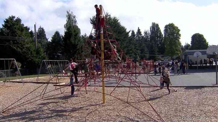 Thousands of Calgary Catholic School District students head back to class