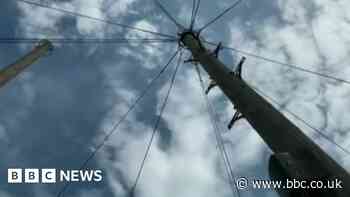 Hessle residents win broadband poles reprieve - for now