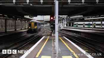 Heathrow Airport: Sadiq Khan backs proposed new rail link