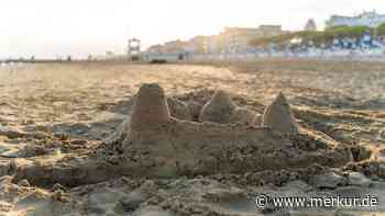 Strand-Urlaub mit Kindern: So bauen Sie eine stabile Sandburg