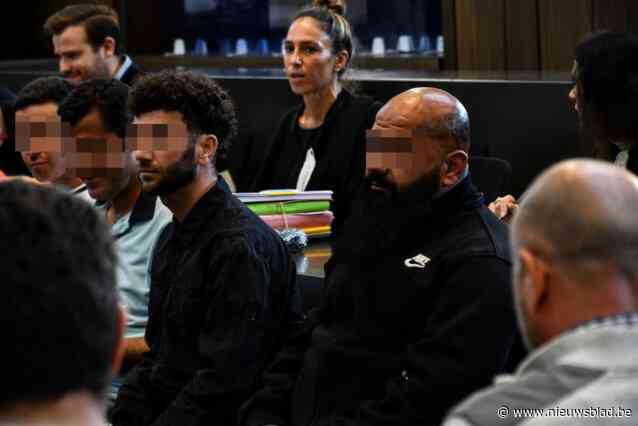 “Deliveroo van bootpakketten voor levensgevaarlijke overtochten”:Dertien jaar cel gevorderd voor kopstukken van Koerdische mensensmokkelbende