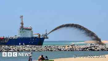 Sand dredging devastating ocean floor, UN warns