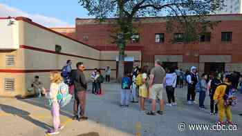 1st day jitters in the air as thousands head back to class for 2023-24 Manitoba school year