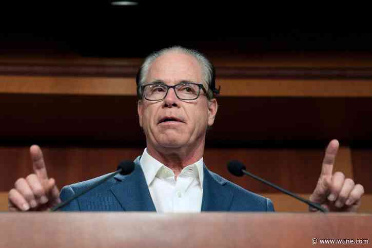 Senator Mike Braun introduces bill to ban federal mask mandates