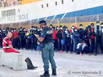 Lampedusa, fermati due scafisti egiziani per immigrazione clandestina