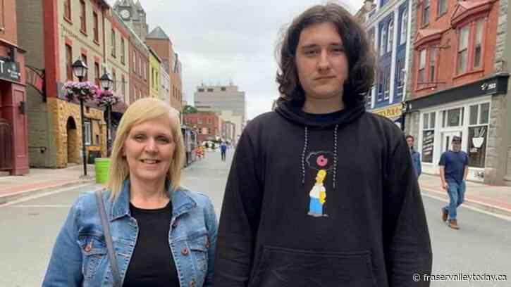 After fleeing alone to Newfoundland, Ukrainian boy begins Grade 11 in ‘second home’