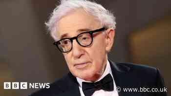 Woody Allen greeted by cheers, praise and protests at Venice Film Festival
